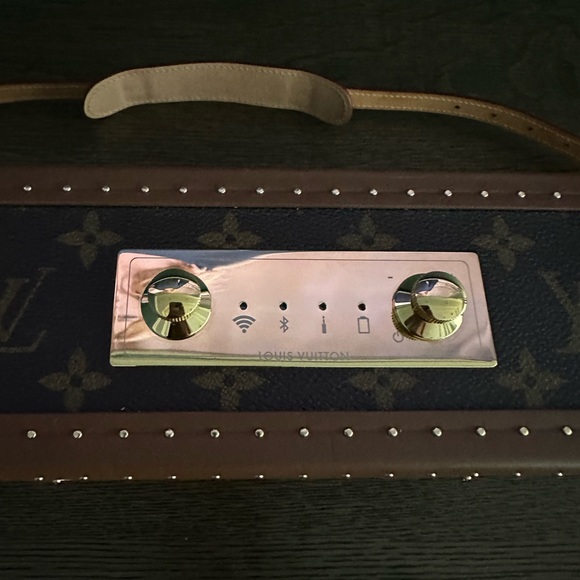 Limited Edition: Louis Vuitton Monogram Speaker Trunk PM - Picture 5 of 15